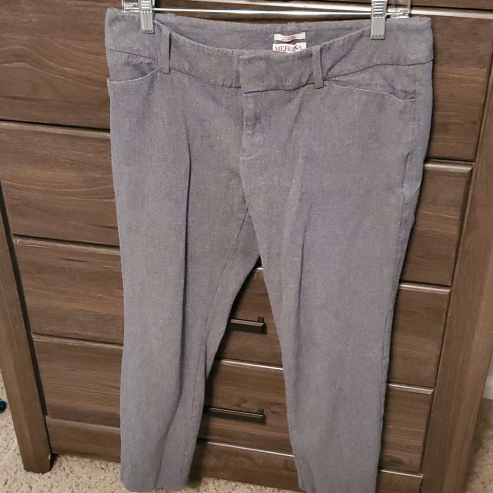 Grey skinny pants
